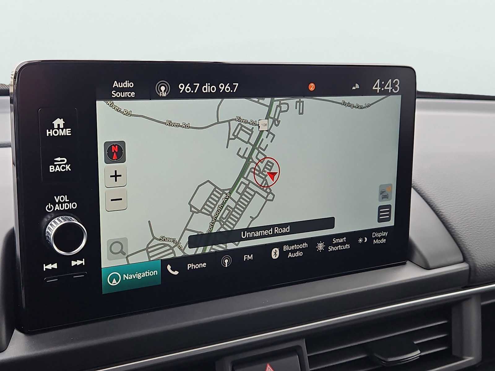 Certified 2025 Honda Pilot Touring image 10