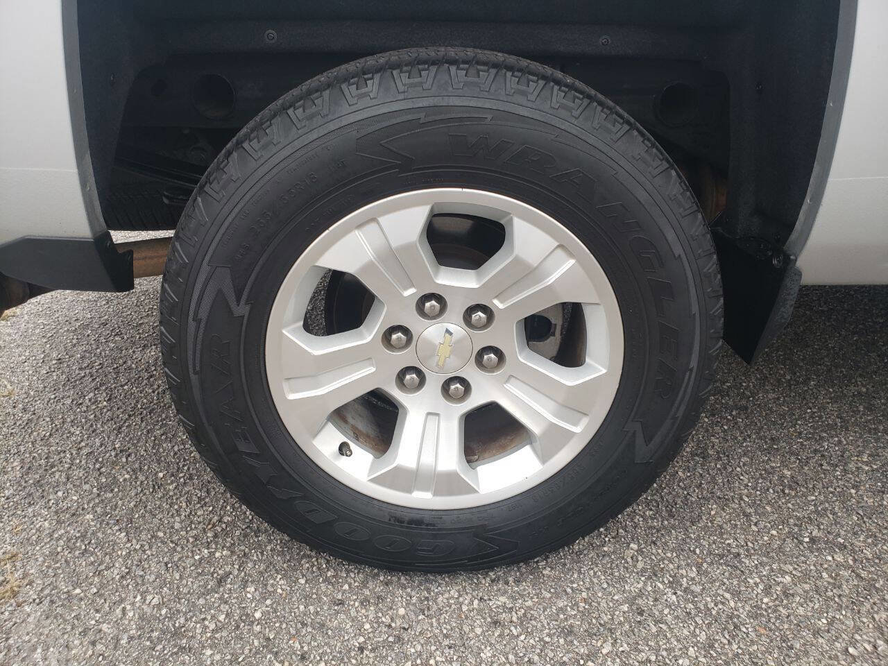 Used 2016 Chevrolet Silverado 1500 LT w/ All Star Edition image 6