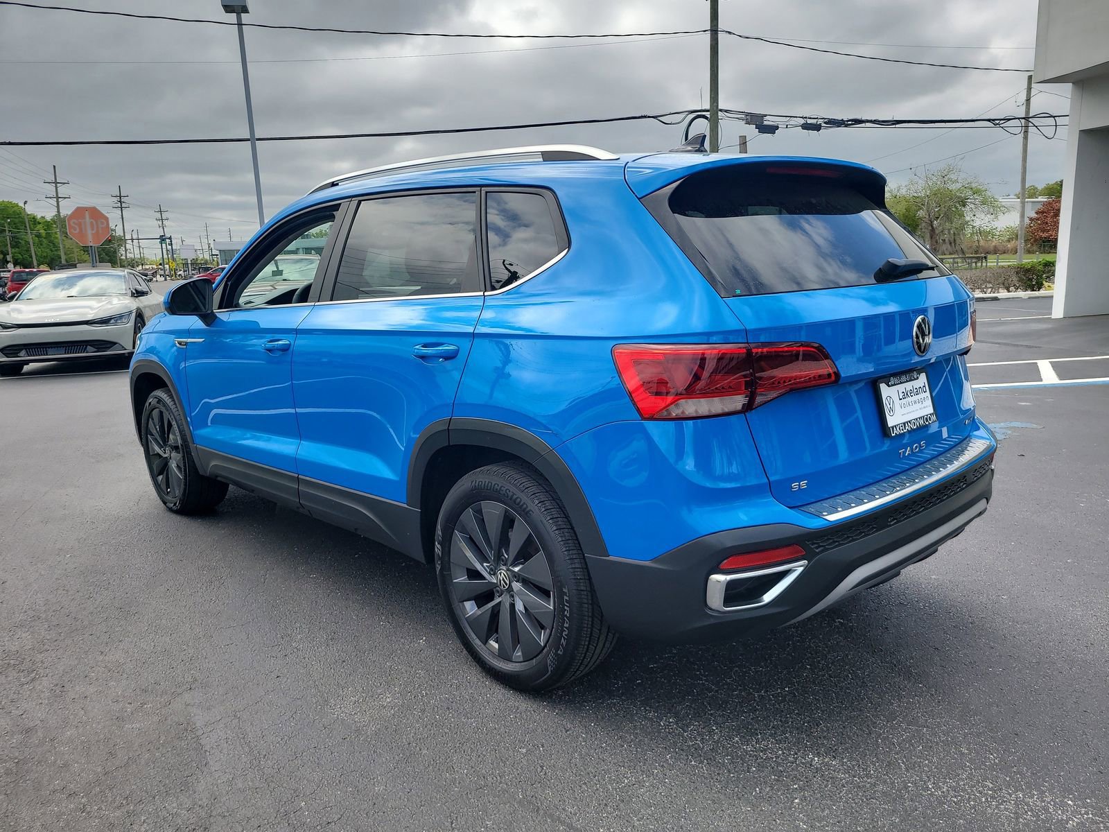 Used 2022 Volkswagen Taos SE image 8