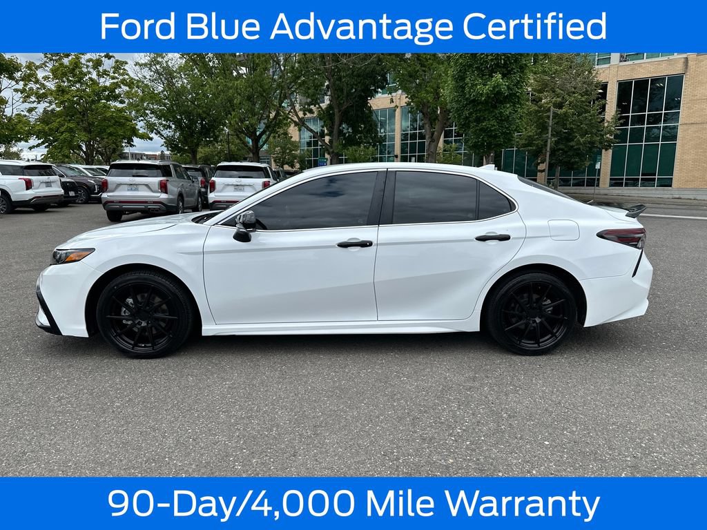 Used 2023 Toyota Camry SE FWD image 4