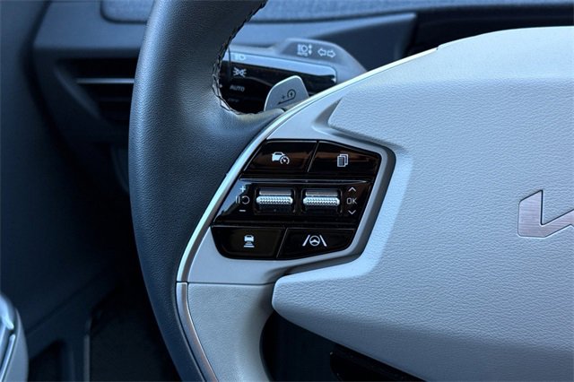 Certified 2024 Kia EV6 Wind w/ Wind Technology Package image 31