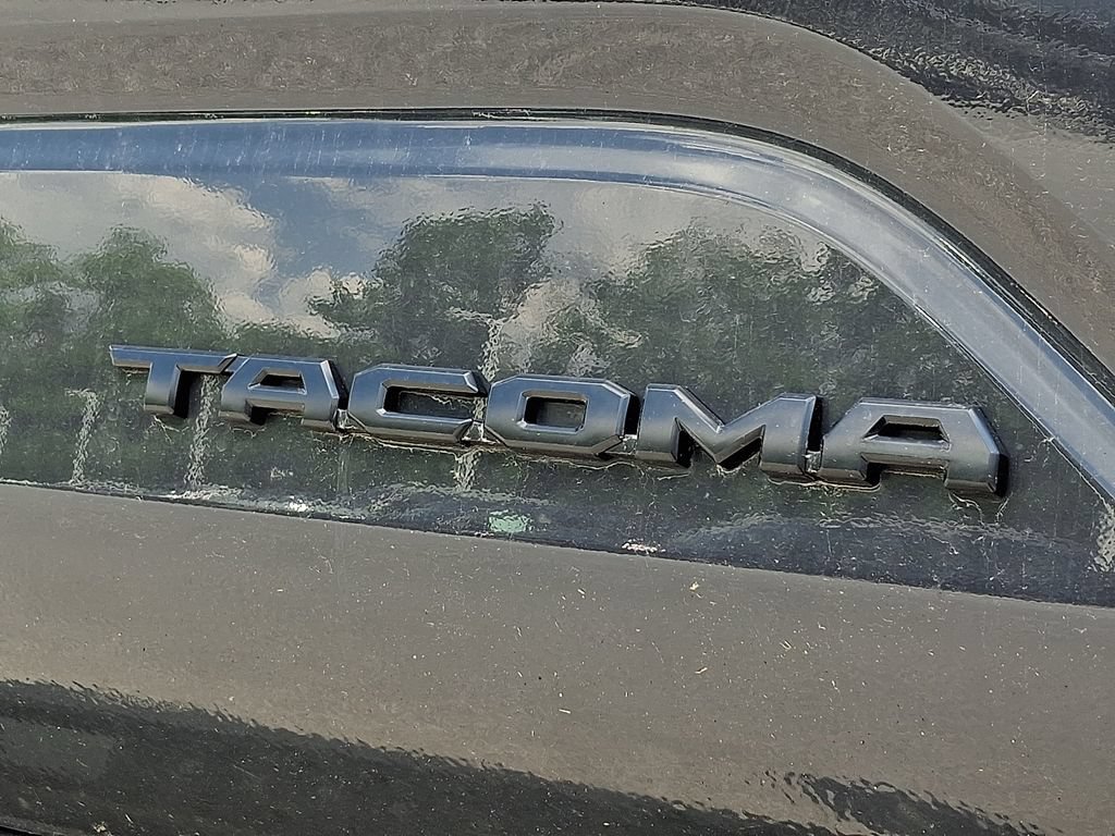 Certified 2025 Toyota Tacoma TRD Sport AWD/4WD image 28
