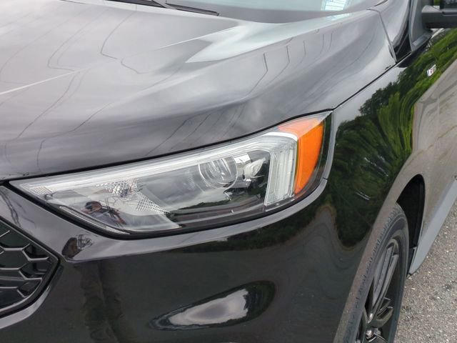 Certified 2024 Ford Edge ST-Line AWD/4WD image 9