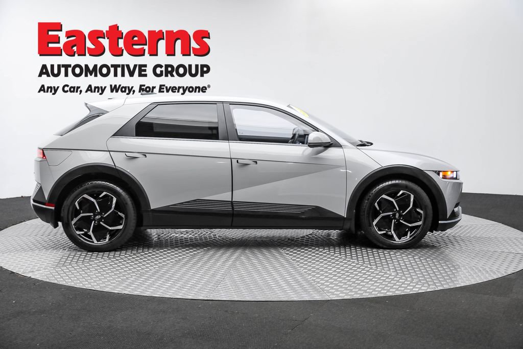 Used 2023 Hyundai Ioniq 5 SE image 4