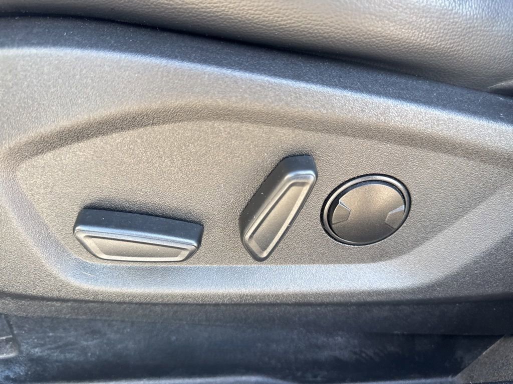 Used 2024 Ford Edge SEL image 17