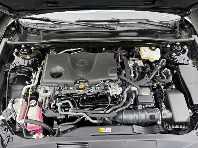 Used 2023 Toyota Camry XLE w/ Cold Weather Package FWD image 23