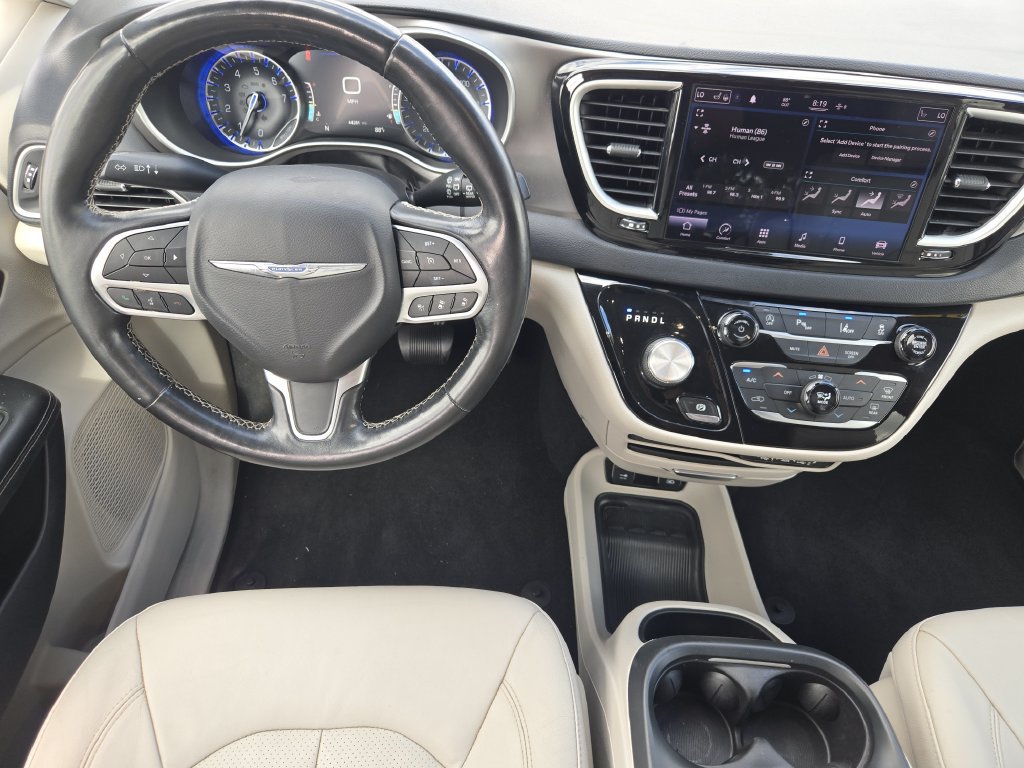 Used 2021 Chrysler Pacifica Touring-L FWD image 20