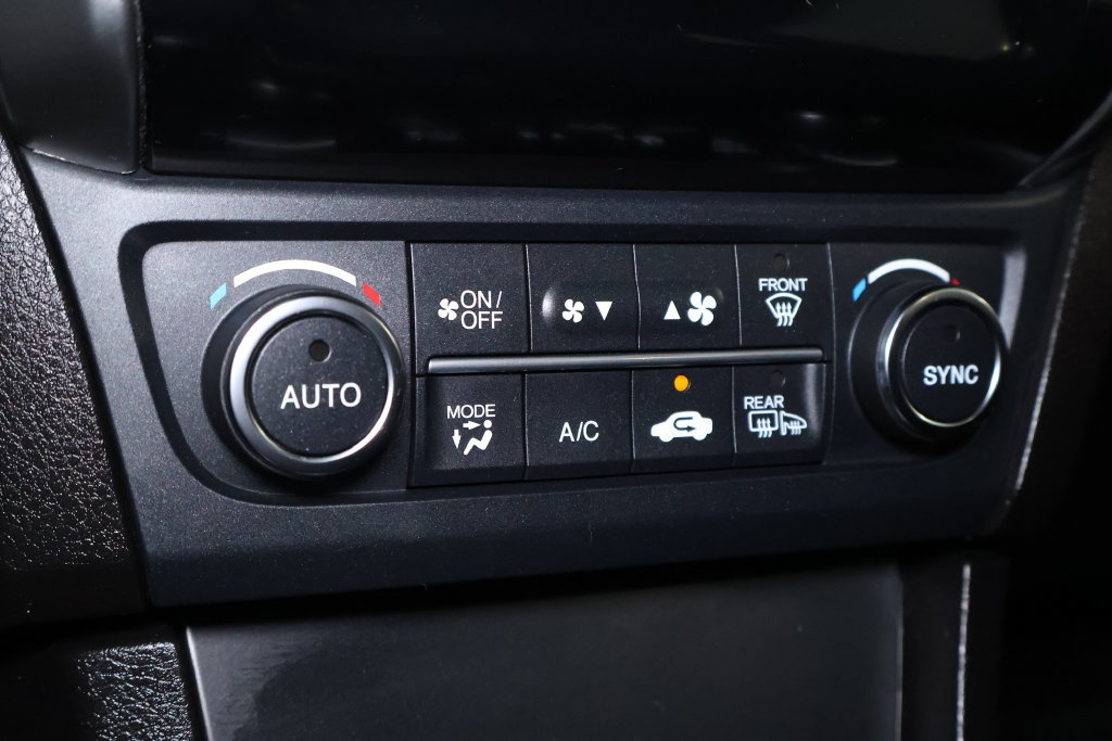 Used 2020 Acura ILX FWD image 31