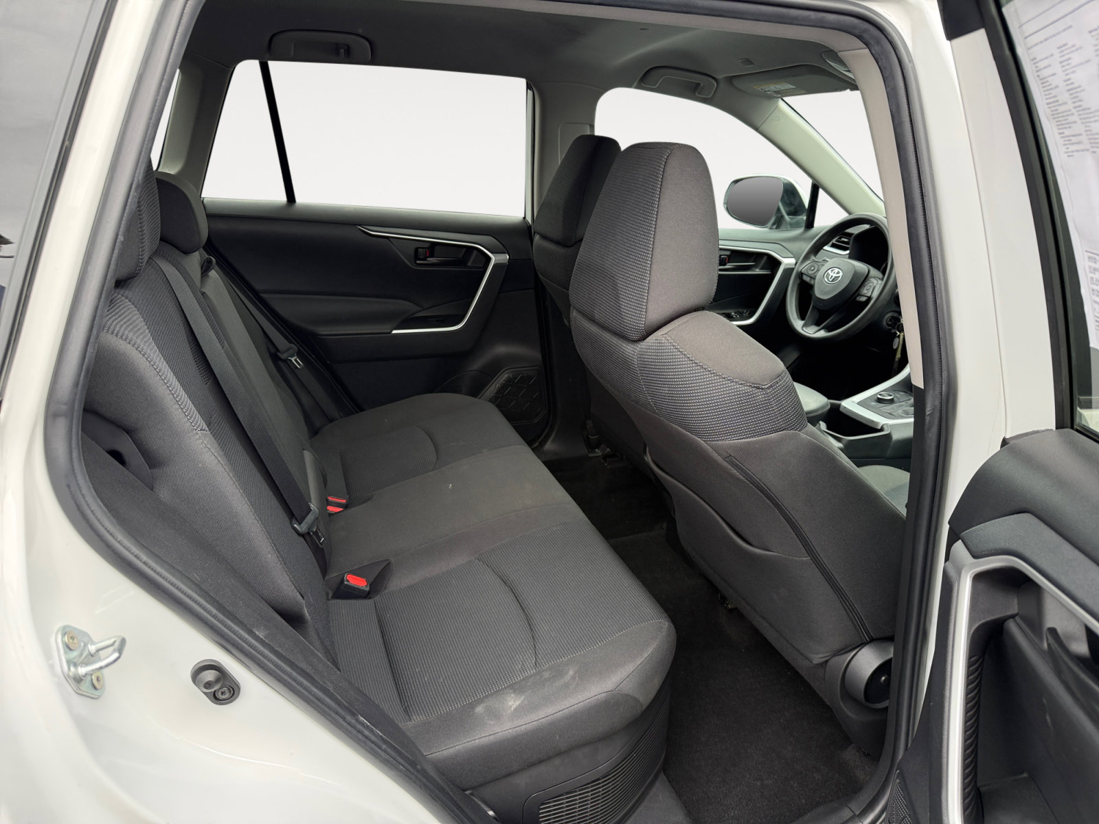 Used 2024 Toyota RAV4 LE AWD/4WD image 18