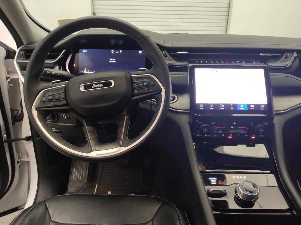 Used 2023 Jeep Grand Cherokee Limited w/ MOPAR Finishing Package AWD/4WD image 22