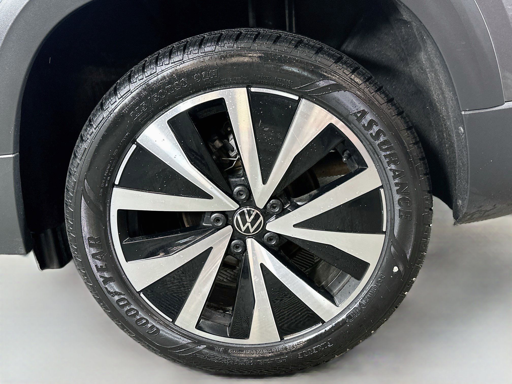 Used 2024 Volkswagen Taos SE FWD image 29