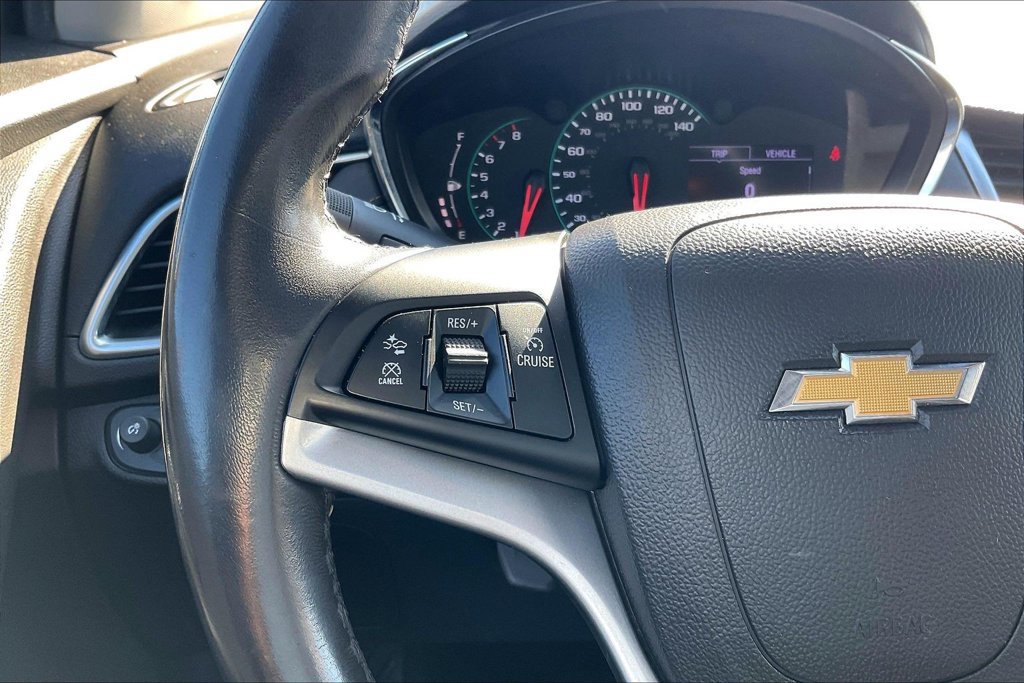 Used 2020 Chevrolet Trax Premier AWD/4WD image 22