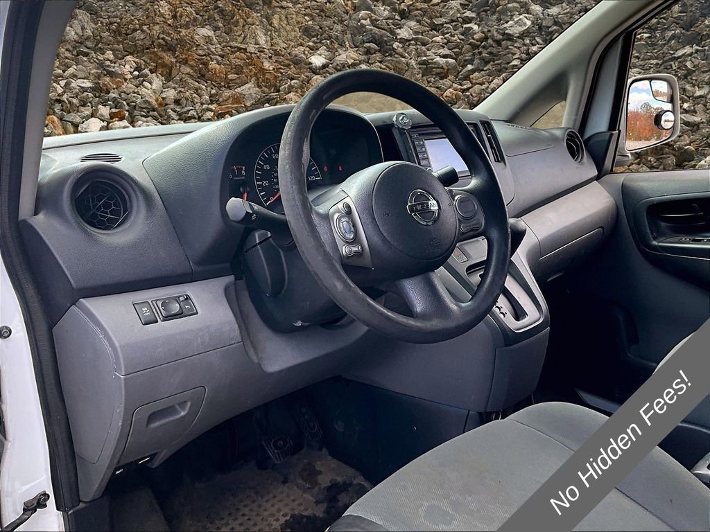 Used 2015 Nissan NV200 SV w/ Technology Package FWD image 11