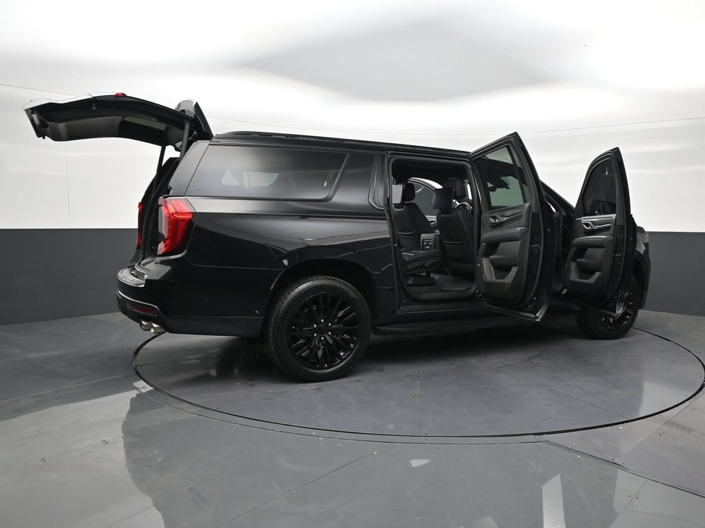 Used 2023 GMC Yukon XL Denali w/ Advanced Technology Package RWD image 28