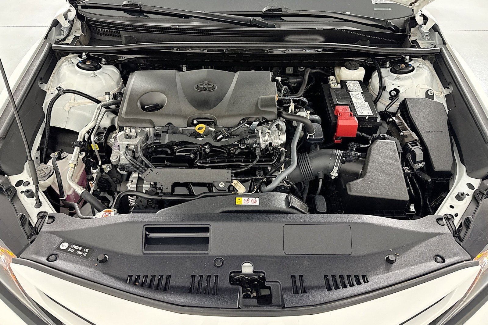 Used 2024 Toyota Camry SE FWD image 11