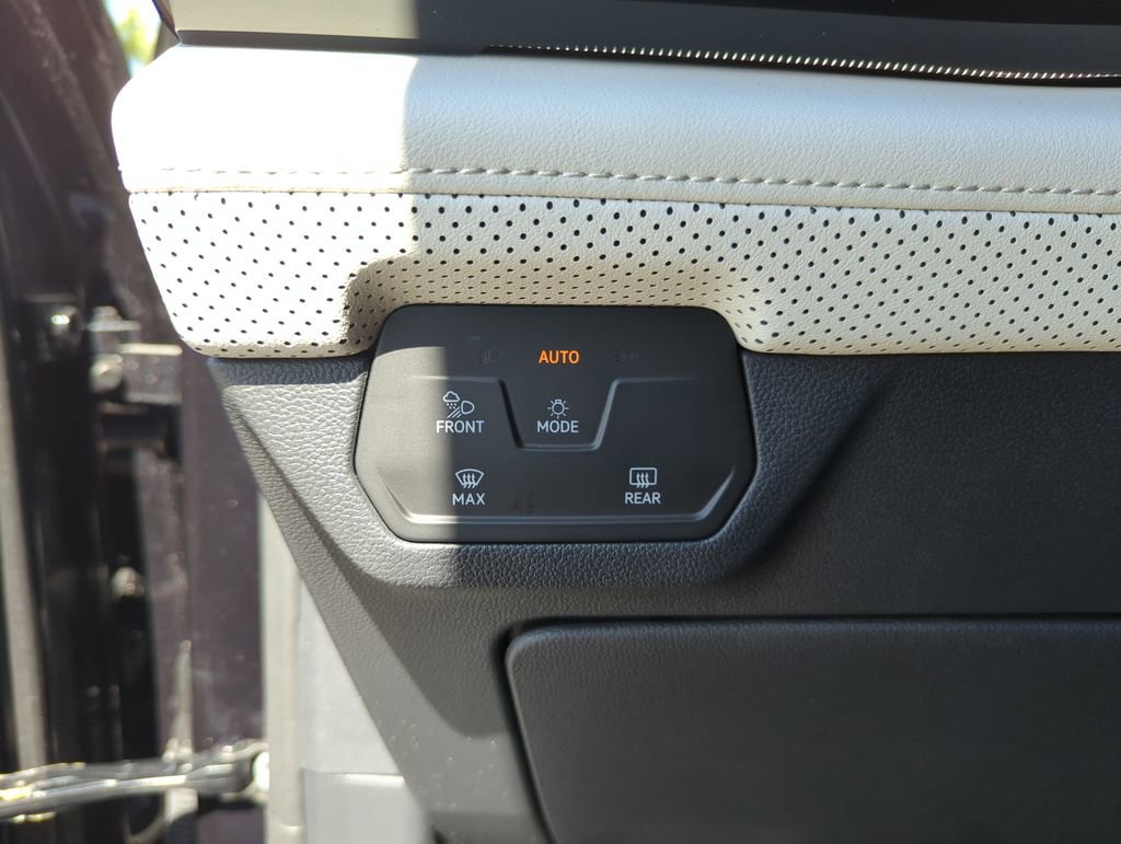 New 2025 Volkswagen Atlas Cross Sport SEL Premium R-Line image 41