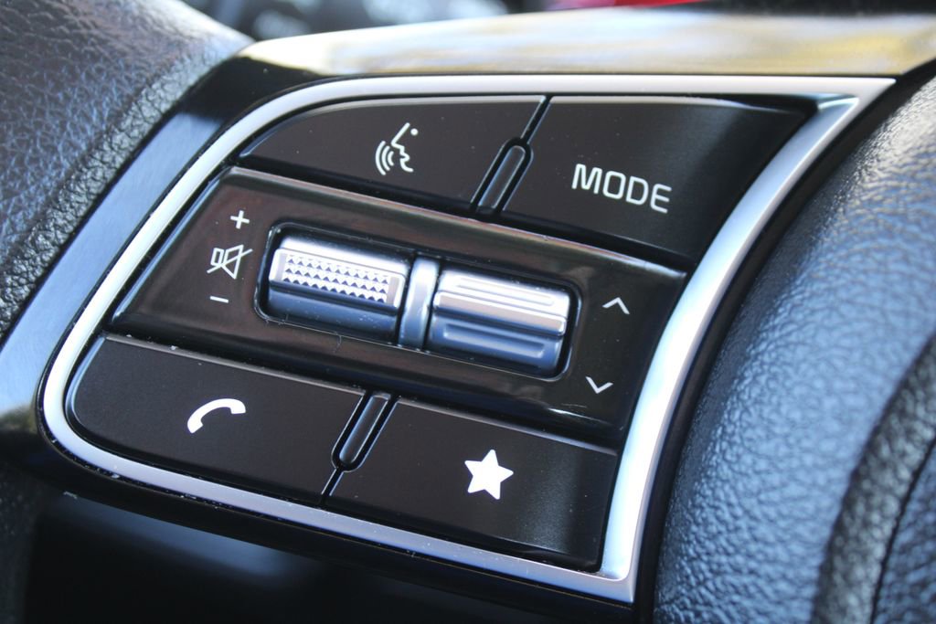 Certified 2023 Kia Forte LXS image 25