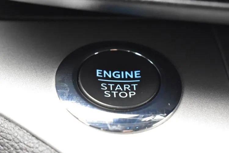 Used 2022 Ford Explorer XLT AWD/4WD image 27