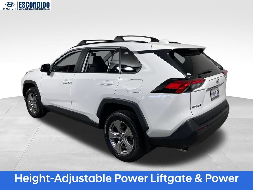 Used 2023 Toyota RAV4 XLE w/ Convenience Package FWD image 3