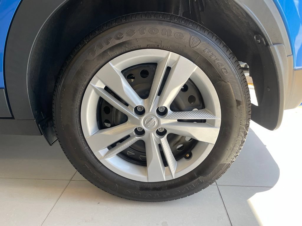 Certified 2024 Nissan Kicks S FWD image 17