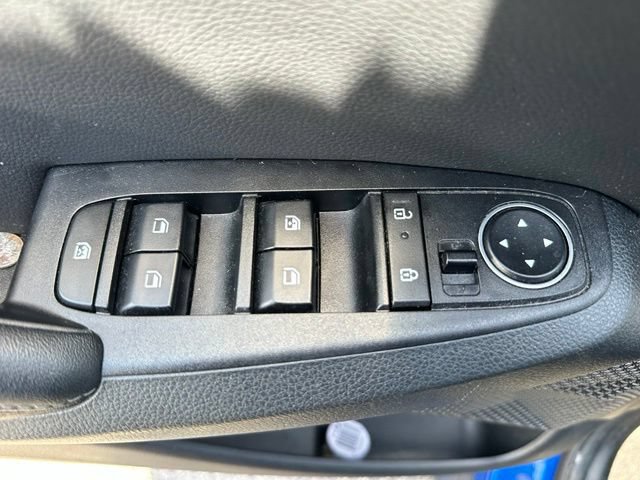 Used 2025 Kia Seltos X-Line AWD/4WD image 11