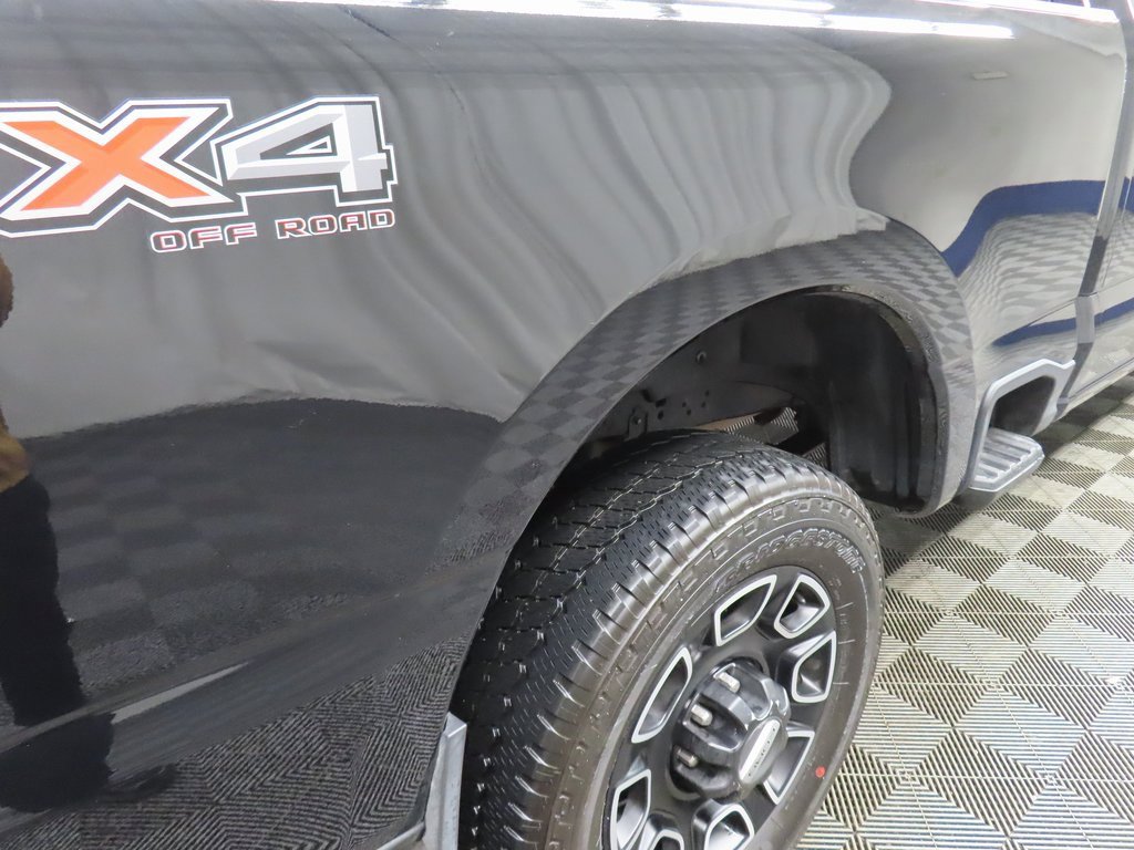 Used 2024 Ford F250 Platinum image 34