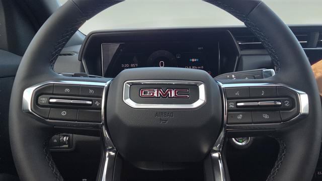 New 2026 GMC Terrain Elevation w/ Technology Package II AWD/4WD image 13