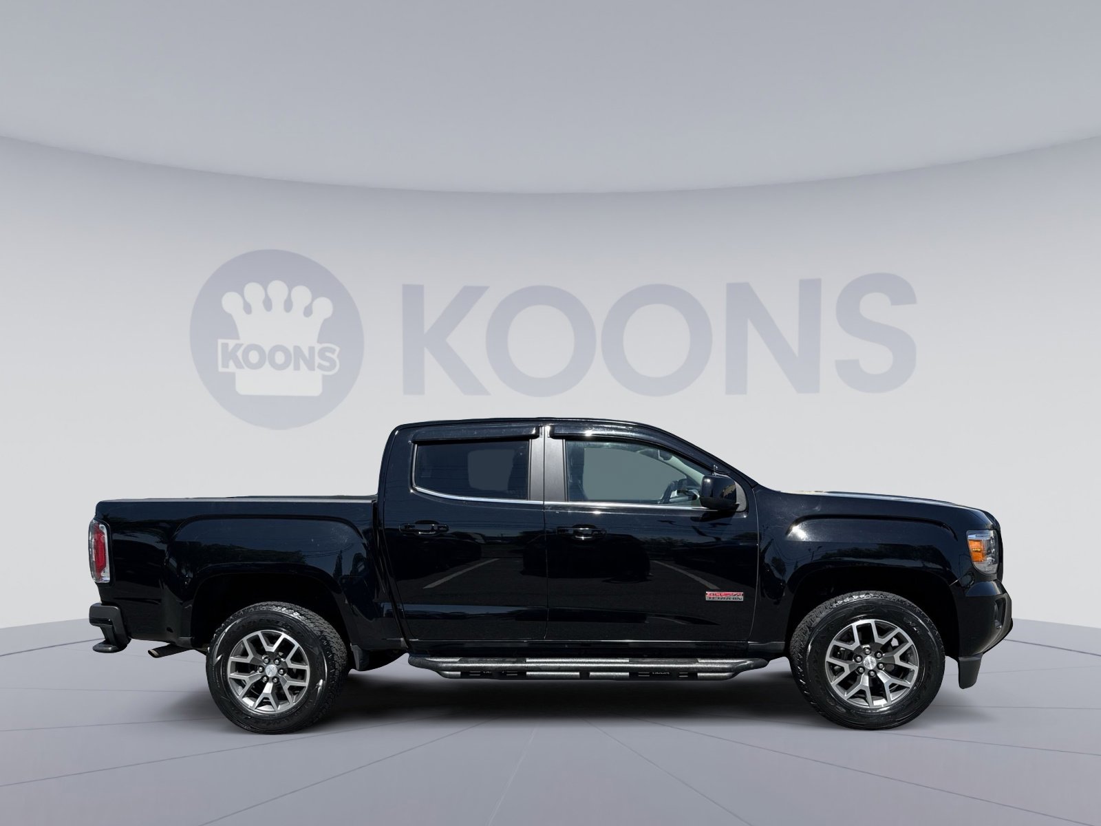 Used 2020 GMC Canyon All Terrain w/ Trailering Package AWD/4WD image 8