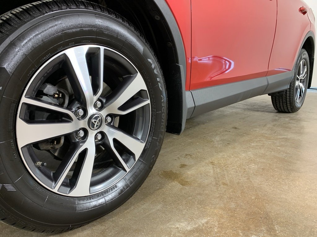 Used 2017 Toyota RAV4 XLE image 2