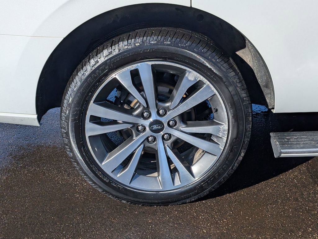 Used 2021 Ford Expedition Platinum AWD/4WD image 15