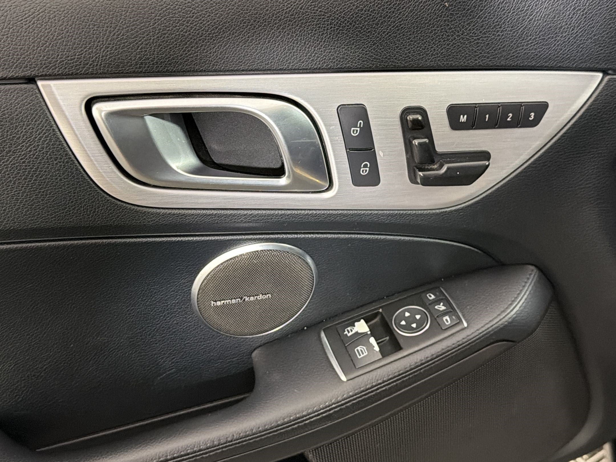 Used 2014 Mercedes-Benz SLK 250 image 21
