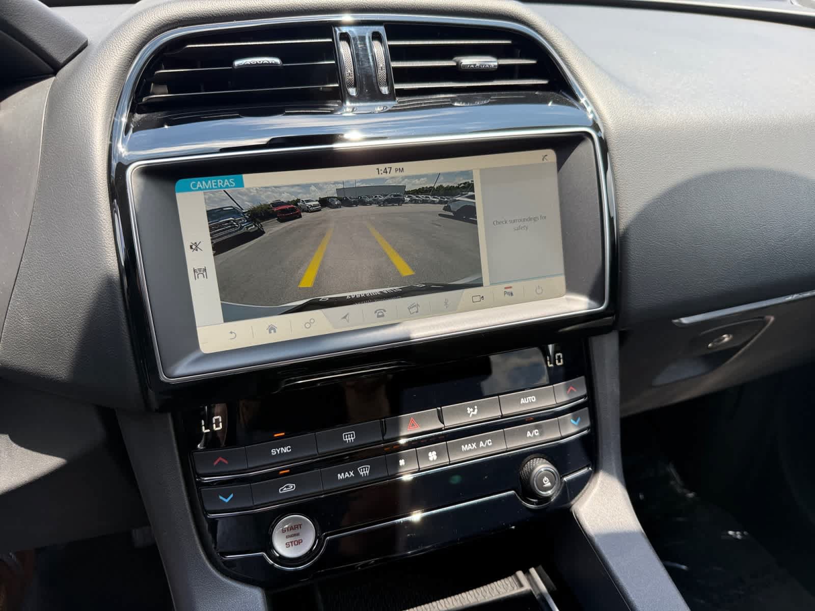 Used 2020 Jaguar F-PACE Premium AWD/4WD image 18