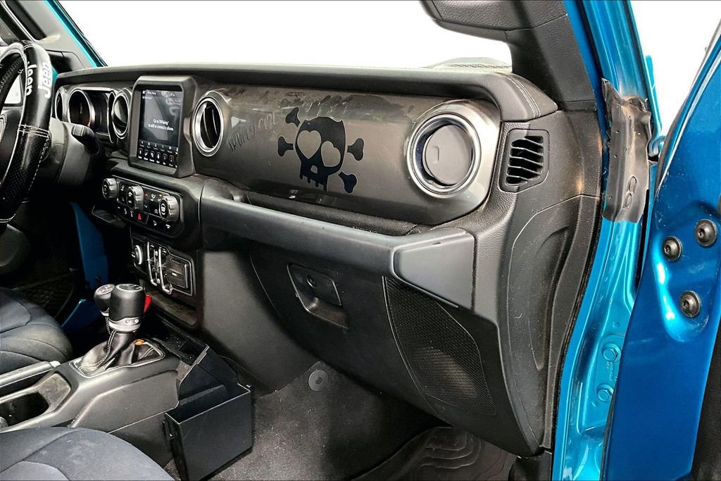 Used 2020 Jeep Wrangler Unlimited Sahara image 19