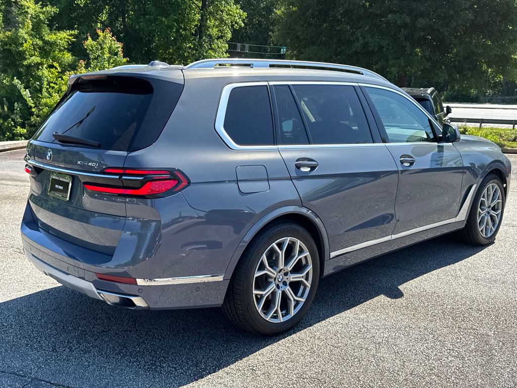 Used 2023 BMW X7 xDrive40i AWD/4WD image 7