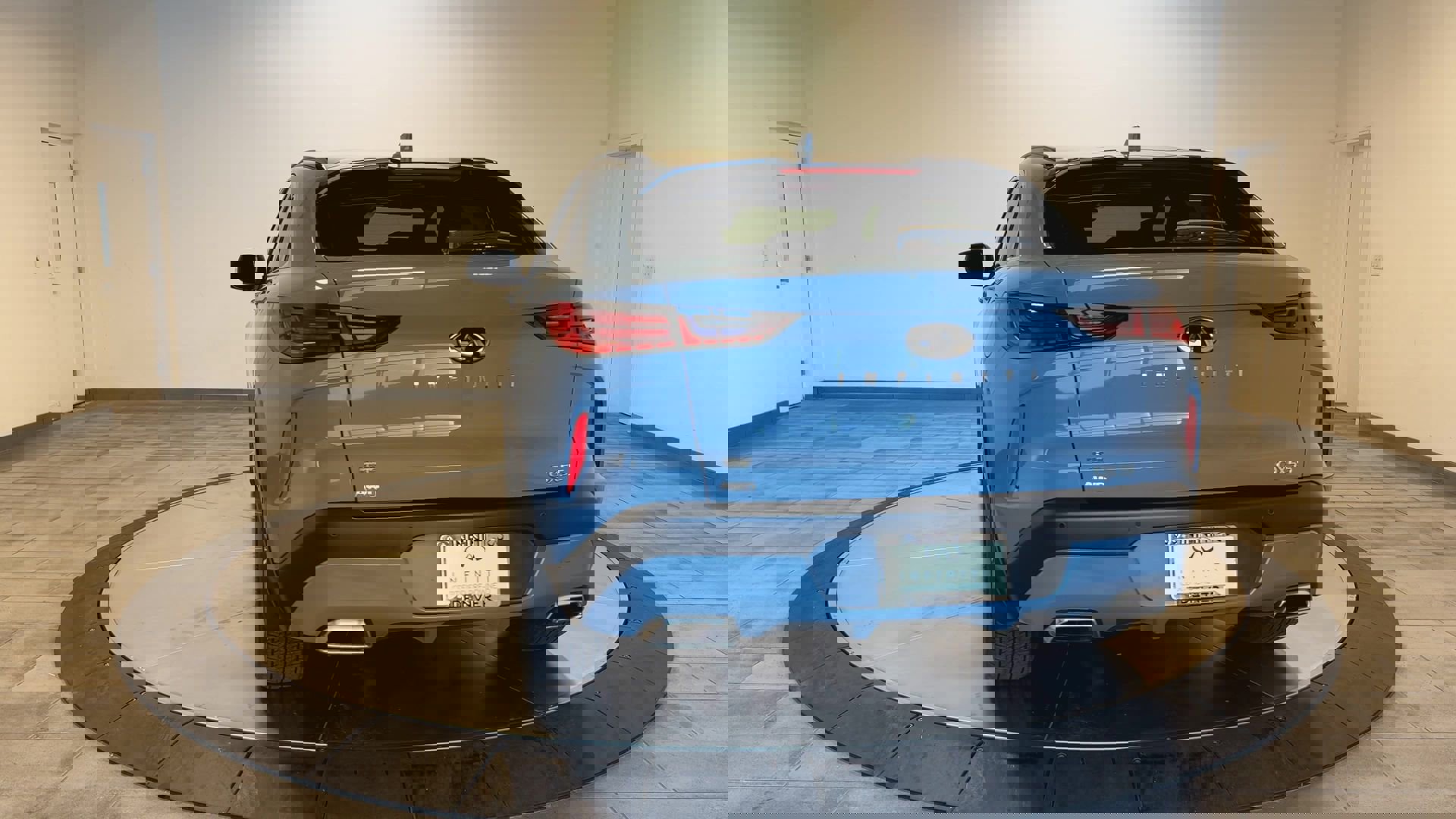 Certified 2025 INFINITI QX55 Luxe w/ Cargo Package image 7