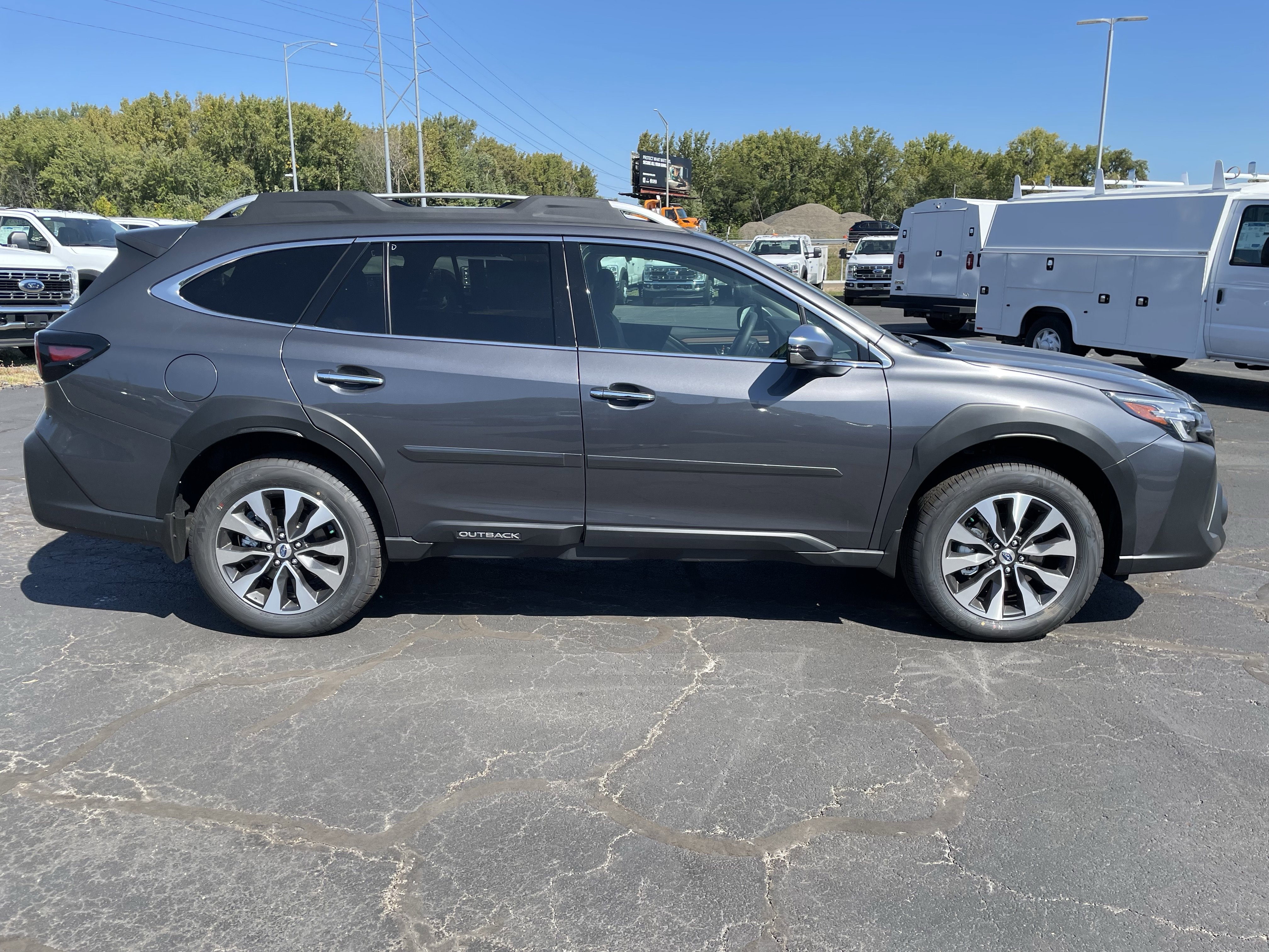 New 2025 Subaru Outback Touring XT image 10