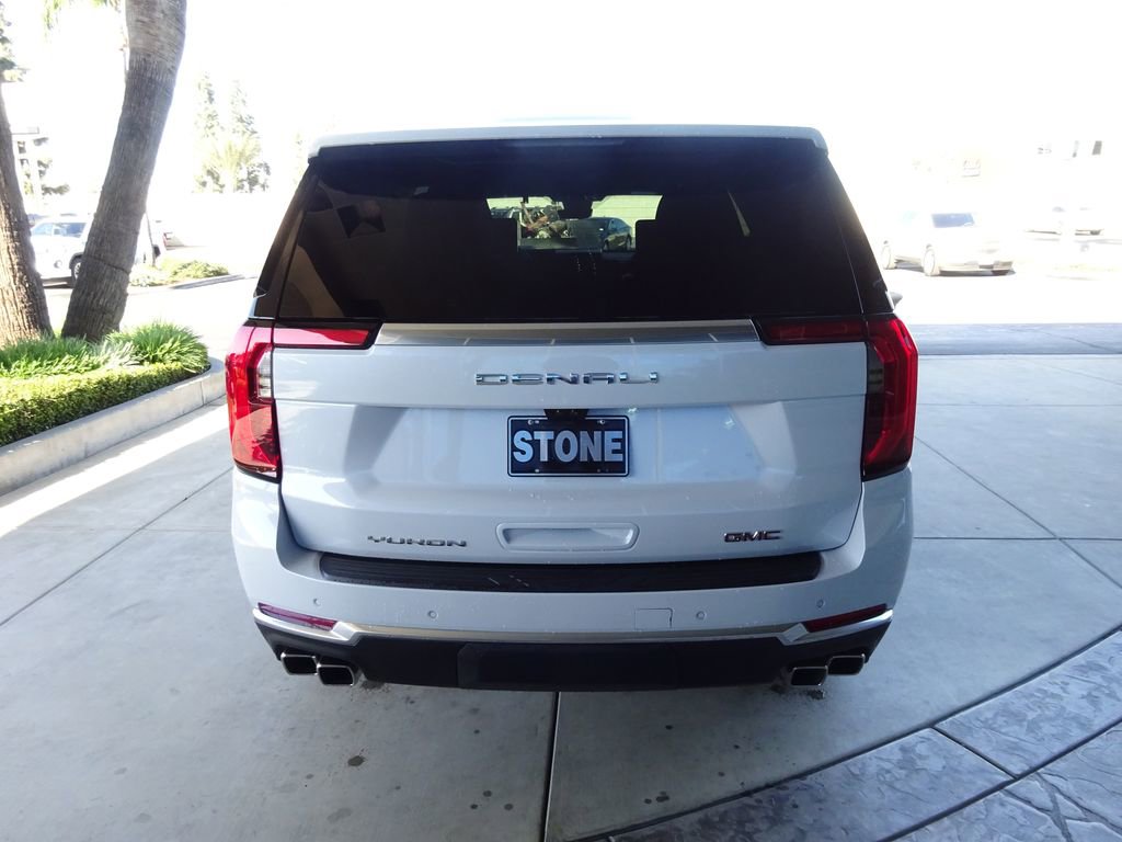 Certified 2026 GMC Yukon Denali w/ Denali Reserve Package image 10