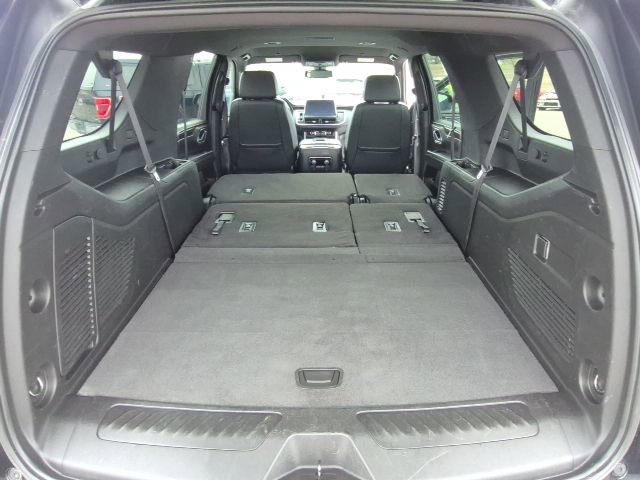 Used 2022 Chevrolet Suburban LT AWD/4WD image 20