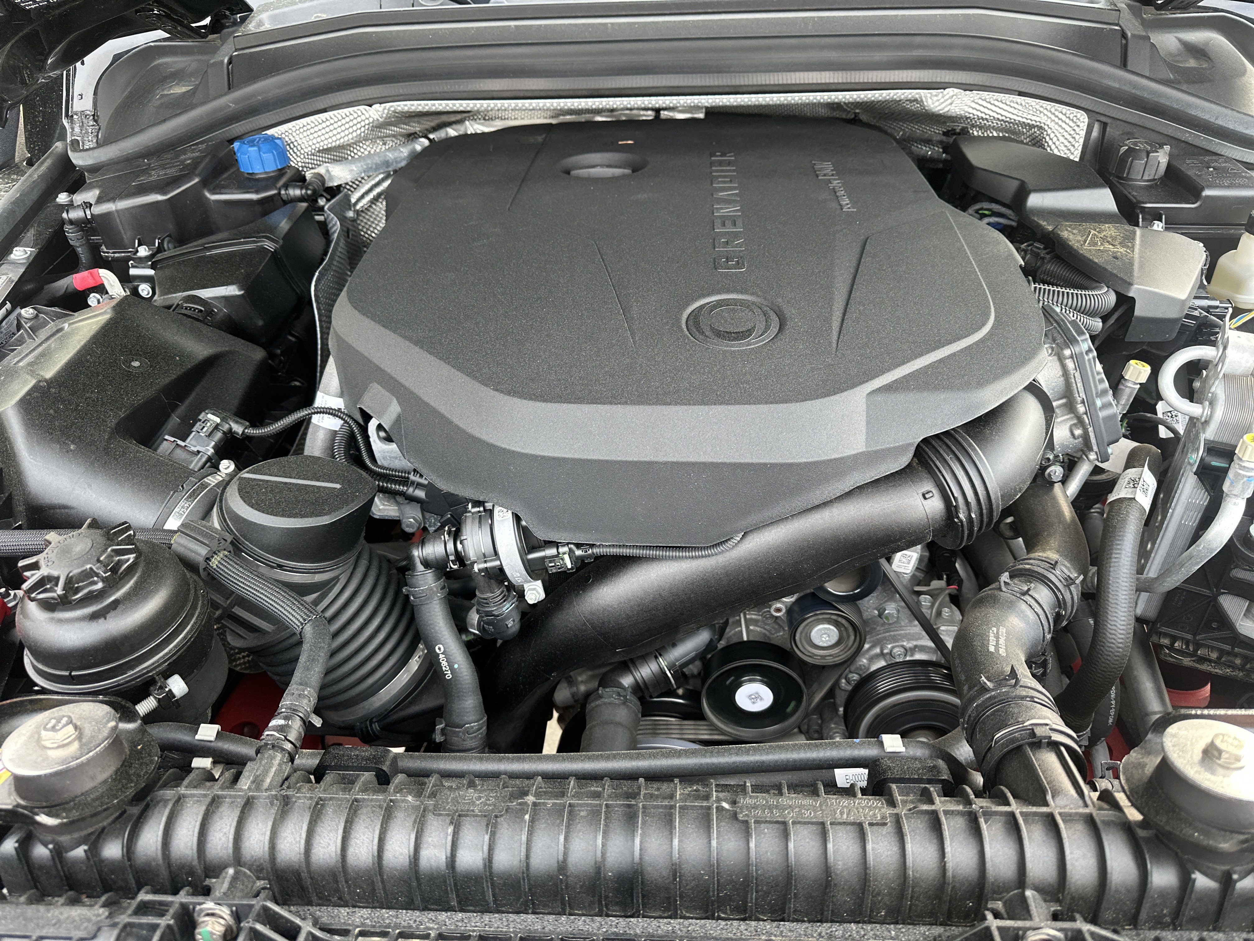 Used 2024 INEOS Grenadier Fieldmaster Edition image 9