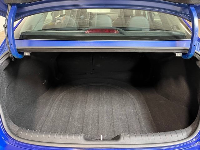 Used 2024 Hyundai Elantra Limited FWD image 14