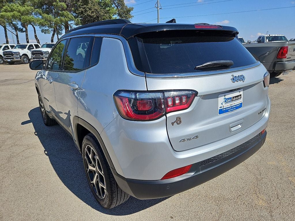 Used 2025 Jeep Compass Limited AWD/4WD image 5