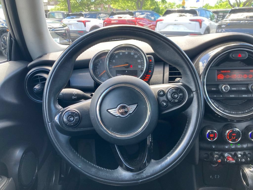 Used 2015 MINI Cooper 2-Door Hardtop FWD image 5