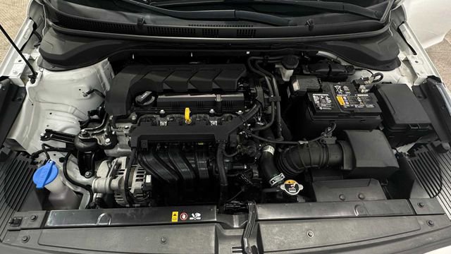 Used 2021 Hyundai Accent SE FWD image 24