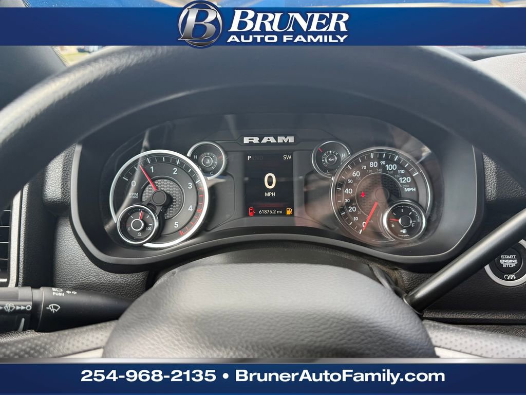Used 2024 RAM 3500 Tradesman w/ Chrome Appearance Group AWD/4WD image 18