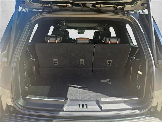 Used 2021 Lincoln Navigator Reserve w/ Luxury Package image 7