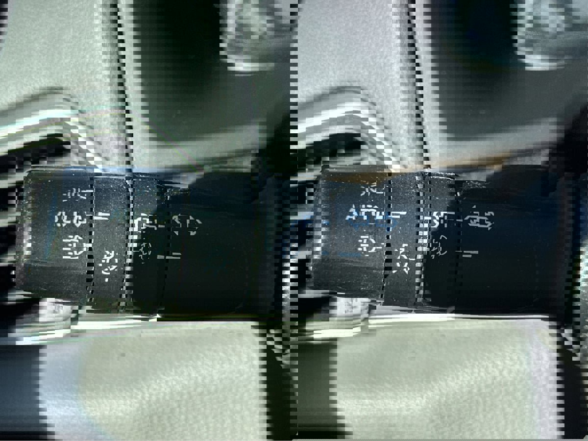 Used 2019 Honda Accord EX-L image 17