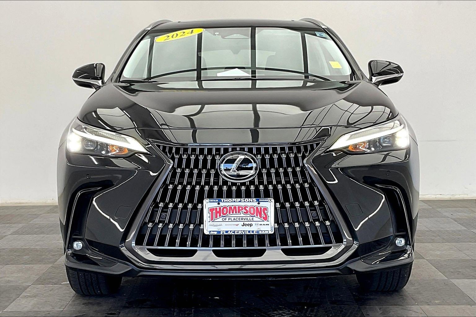 Used 2024 Lexus NX 350h AWD image 2