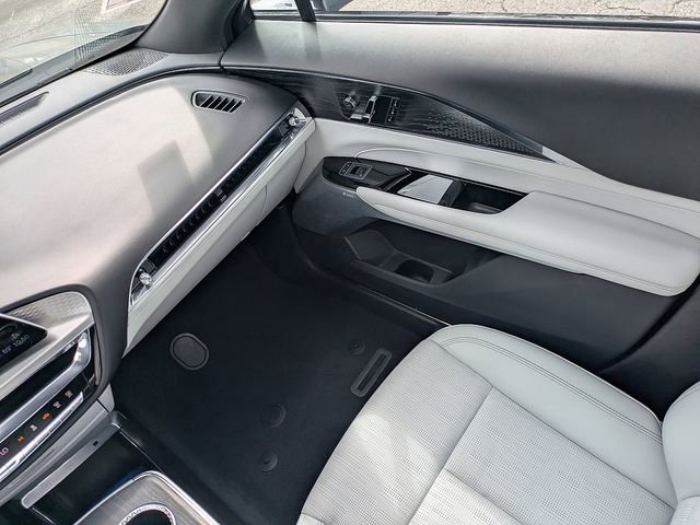 Certified 2023 Cadillac Lyriq 2WD image 17