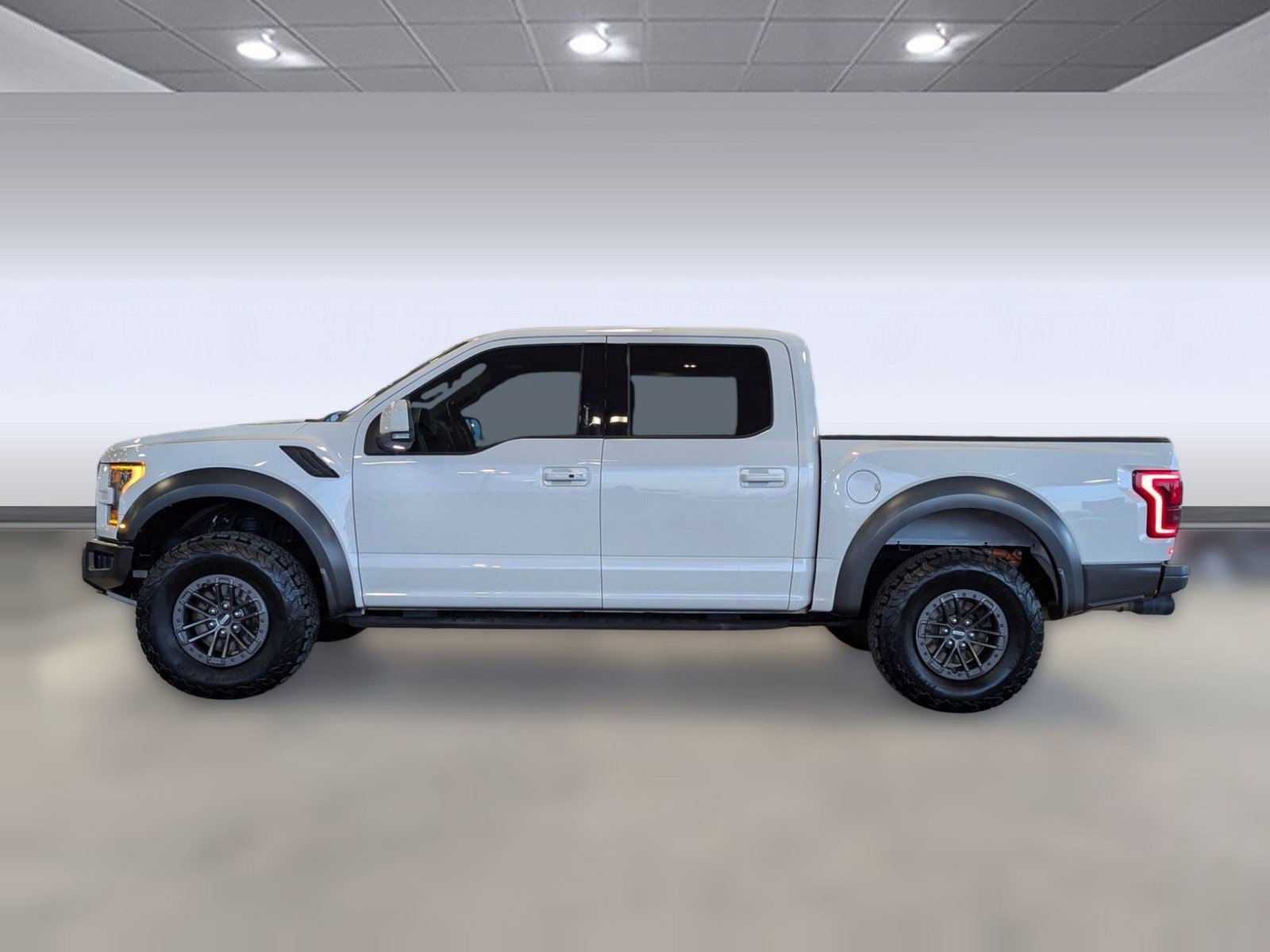Certified 2020 Ford F150 Raptor w/ Equipment Group 802A Luxury image 2