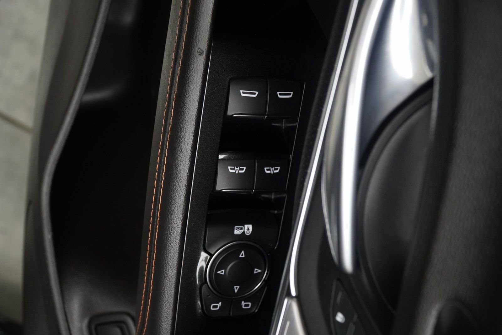 Used 2023 Cadillac CT4 V w/ Navigation Package image 36